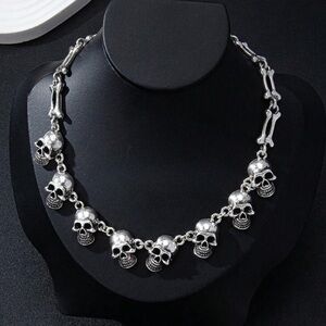 Skull Connected Choker Necklace